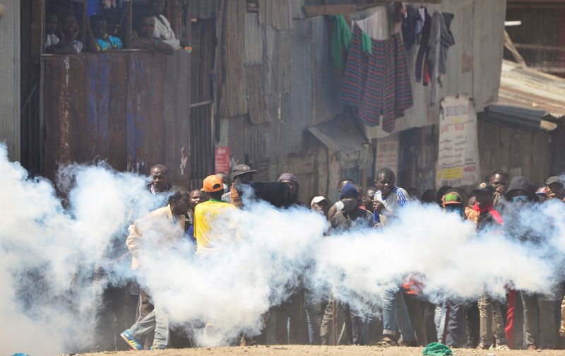 &copy; Reuters. متظاهرون يشاركون خلال احتجاج في نيروبي في كينيا يوم 27 مارس آذار 2023. تصوير: جون ماتوتشا - رويترز.