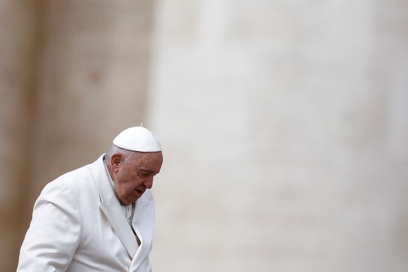 &copy; Reuters. Pope Francis attends the weekly general audience in St. Peter's Square at the Vatican, March 29, 2023. REUTERS/Guglielmo Mangiapane