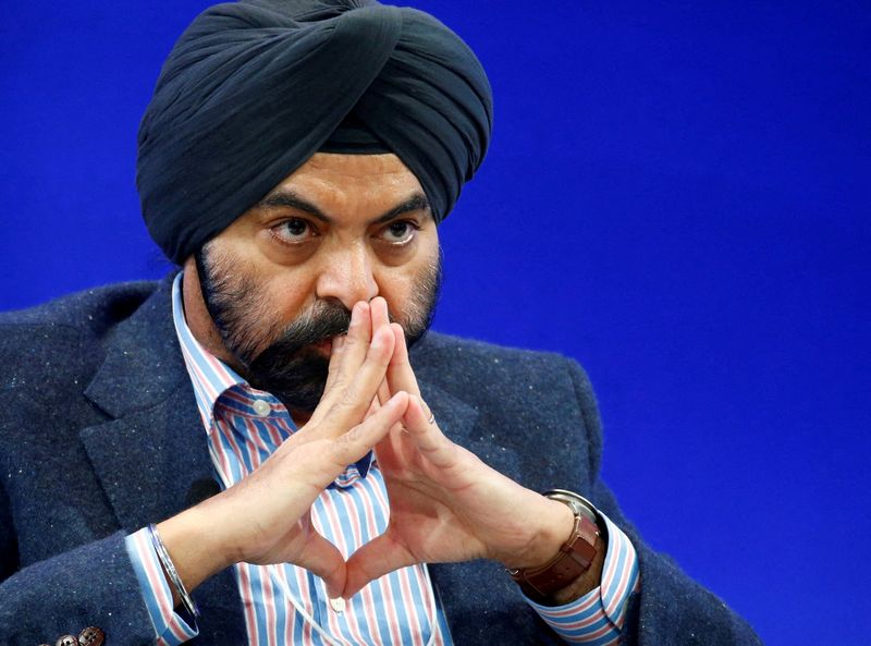 &copy; Reuters. FILE PHOTO: Ajay Banga, President and CEO Mastercard, attends the World Economic Forum (WEF) annual meeting in Davos, Switzerland January 19, 2017. REUTERS/Ruben Sprich//File Photo