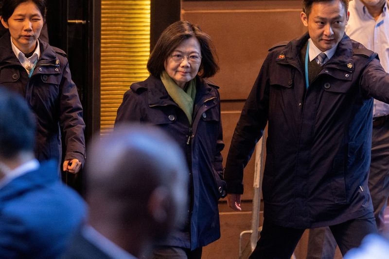 © Reuters. Taiwan's  President Tsai Ing-wen departs the Lotte Hotel in Manhattan in New York City, New York, U.S., March 30, 2023. REUTERS/Jeenah Moon