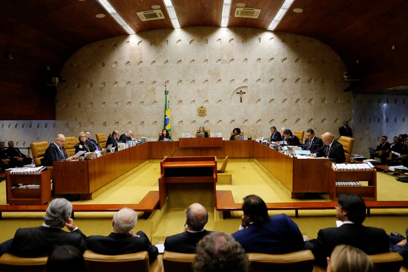 &copy; Reuters. Plenário do STF durante sessão em 2018
04/04/2018
REUTERS/Adriano Machado