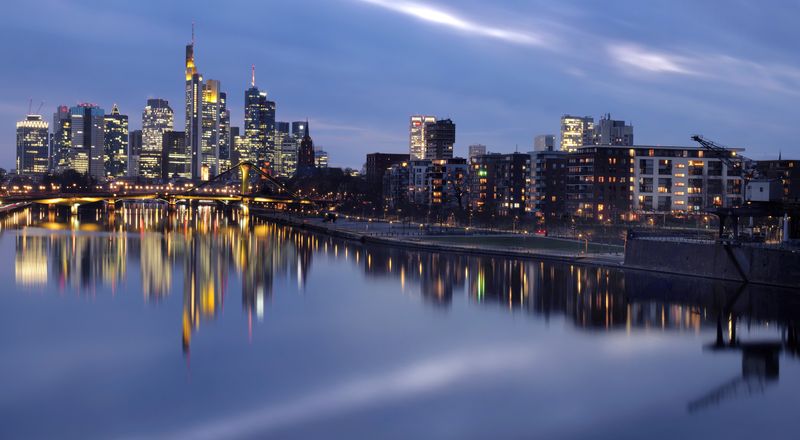 &copy; Reuters. FILE PHOTO: The skyline with its financial district is photographed as the spread of the coronavirus disease (COVID-19) continues during an extended lockdown in Frankfurt, Germany, January 14, 2021.  REUTERS/Kai Pfaffenbach/File Photo