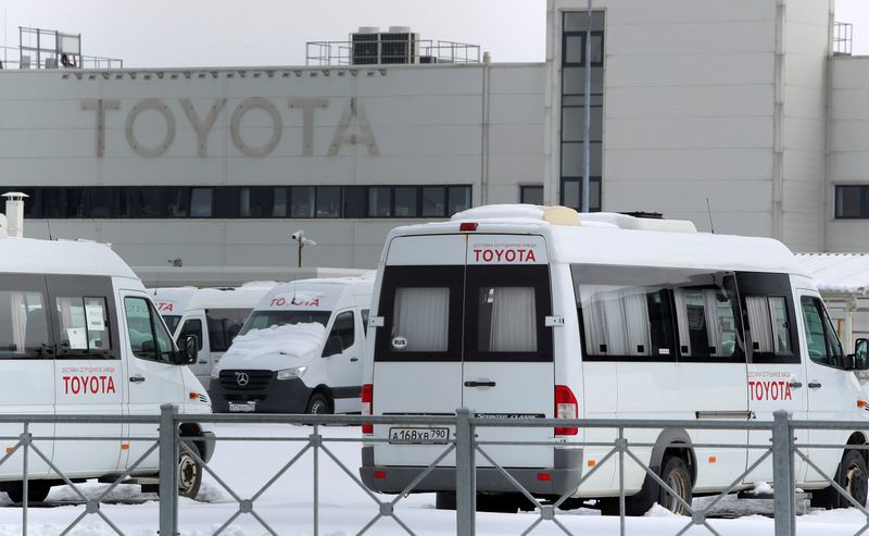 © Reuters. A view shows an automobile production plant of the Japanese carmaker Toyota following an announcement of the factory's transfer to the Russian state entity NAMI, in Saint Petersburg, Russia, March 31, 2023. REUTERS/Igor Russak