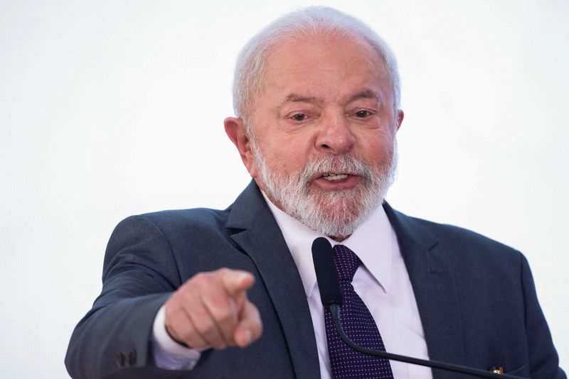 &copy; Reuters. Lula participa de cerimônia no Palácio do Planalto antes da pneumonia
20/03/2023
REUTERS/Adriano Machado