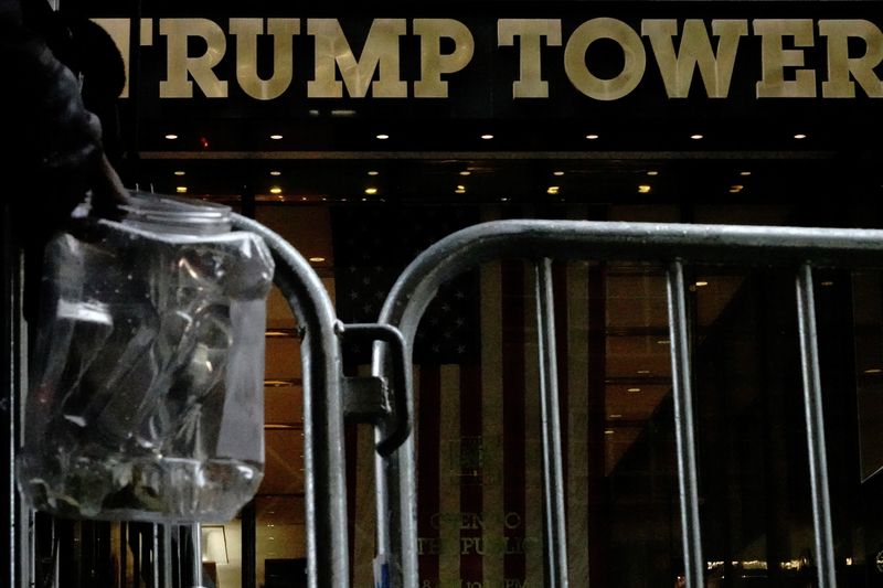New York plans for Trump surrender with barricades, courtroom closings