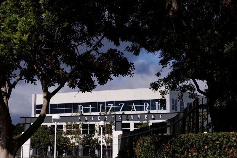 &copy; Reuters. A view shows Blizzard Entertainment's campus, after Microsoft Corp announced the purchase of Activision Blizzard for $68.7 billion in the biggest gaming industry deal in history, in Irvine, California, U.S., January 18, 2022. REUTERS/Mike Blake