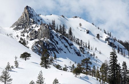 Record California snowpack bounty poses renewed flood risks By Reuters Record California snowpack bounty poses renewed flood risks By Reuters