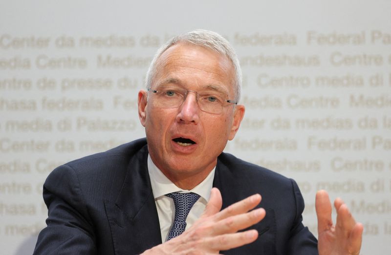 &copy; Reuters. Axel Lehmann, président du conseil d'administration du Credit Suisse, participe à une conférence de presse après l'offre de rachat d'UBS, à Berne (Suisse). /Photo prise le 19 mars 2023/REUTERS/Denis Balibouse