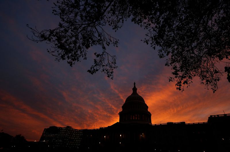 &copy; Reuters. FILE PHOTO: A view shows the U.S. Capitol building during sunset in Washington, U.S., November 15, 2019. REUTERS/Yara Nardi/File Photo