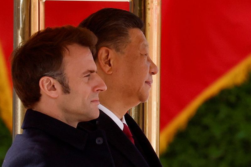 Macron dice que sabe que puede contar con Xi para razonar con Rusia