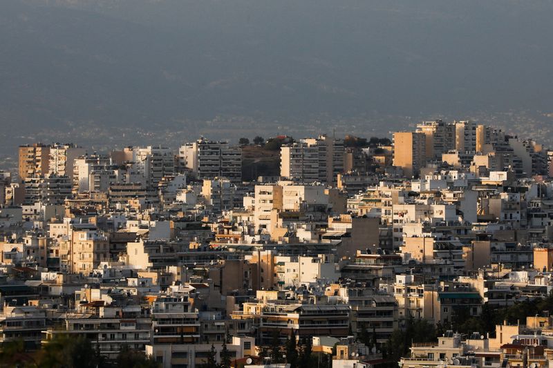 &copy; Reuters. FILE PHOTO: A view shows the cityscape of Athens, Greece, October 24, 2022. REUTERS/Costas Baltas