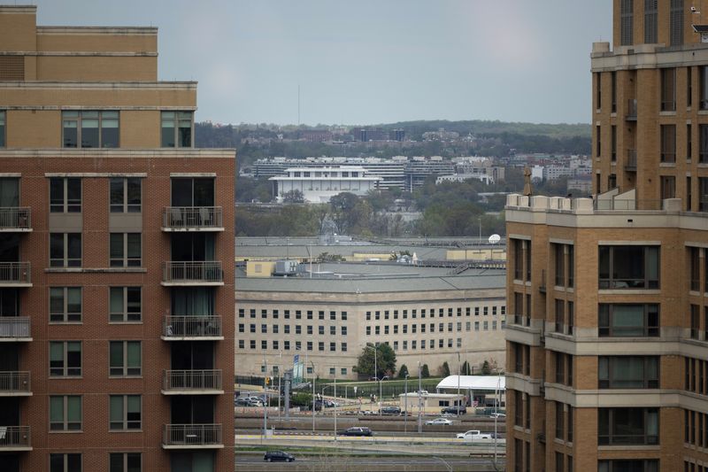 &copy; Reuters. FILE PHOTO: The Pentagon building is seen in Arlington, Virginia, U.S, April 6, 2023. REUTERS/Tom Brenner
