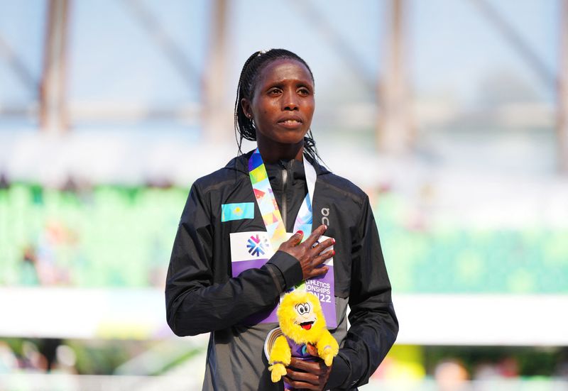 &copy; Reuters. العداءة نورا جيروتو بطلة العالم في سباق 300 متر موانع - صورة من أرشيف رويترز. 