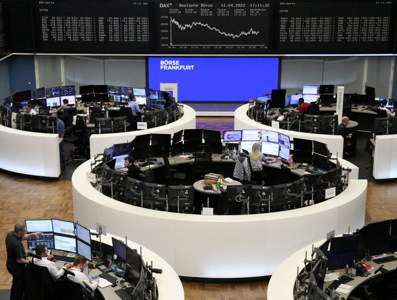 &copy; Reuters. FILE PHOTO: The German share price index DAX graph is pictured at the stock exchange in Frankfurt, Germany, April 11, 2023.  REUTERS/Staff