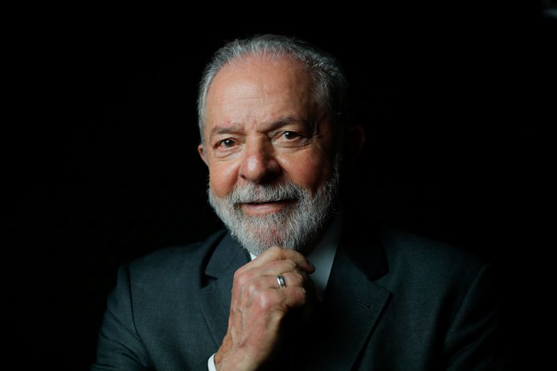 &copy; Reuters. Presidente Luiz Inácio Lula da Silva posa para foto durante entrevista à Reuters em São Paulo, Brasil
17/12/2021 REUTERS/Amanda Perobelli