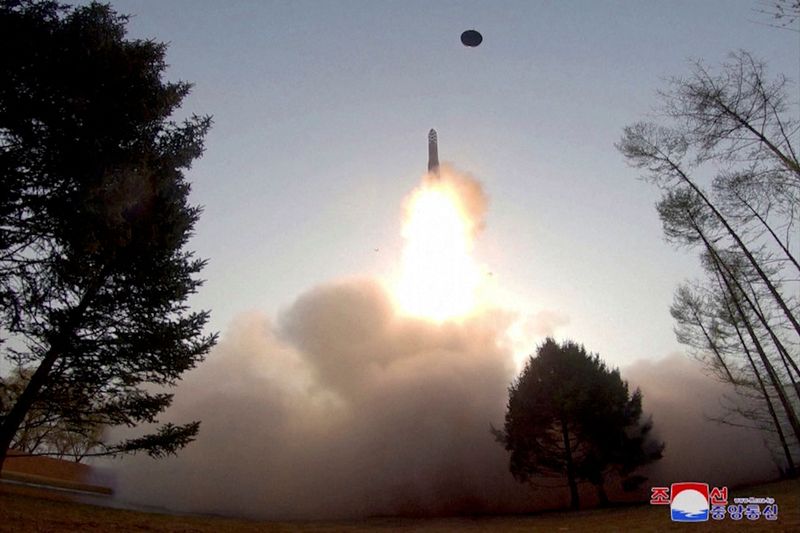 La Corée du Nord dit avoir testé un nouveau missile intercontinental