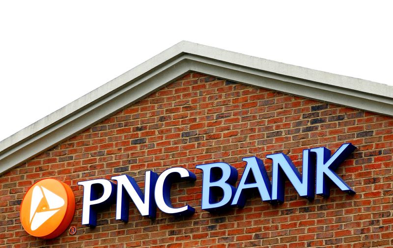 &copy; Reuters. FILE PHOTO: The logo above a PNC Bank is shown in Charlotte, North Carolina April 18, 2012. REUTERS/Chris Keane (UNITED STATES - Tags: BUSINESS)/File Photo