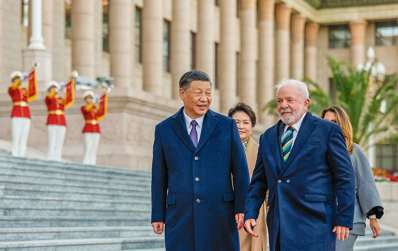 &copy; Reuters. Lula e Xi Jinping em Pequim
14/04/2023
Ricardo Stuckert/Distribuição via REUTERS