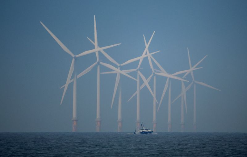 &copy; Reuters. FILE PHOTO: A survey vessel sails past wind turbines at the Burbo Bank offshore wind farm near New Brighton, Britain, January 23, 2023. REUTERS/Phil Noble     