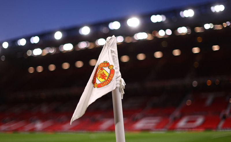 &copy; Reuters. FILE PHOTO: Soccer Football - Europa League - Play-Off Second Leg - Manchester United v FC Barcelona - Old Trafford, Manchester, Britain - February 23, 2023 General view of a corner flag inside the stadium before the match REUTERS/Carl Recine/File Photo