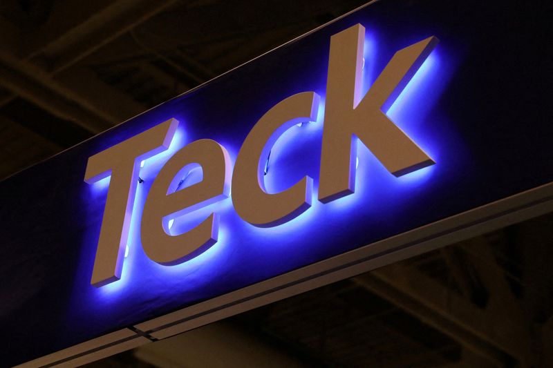 © Reuters. FILE PHOTO: The logo for Canadian mining company Teck Resources Limited is displayed above their booth at the Prospectors and Developers Association of Canada (PDAC) annual conference in Toronto, Ontario, Canada March 7, 2023. REUTERS/Chris Helgren