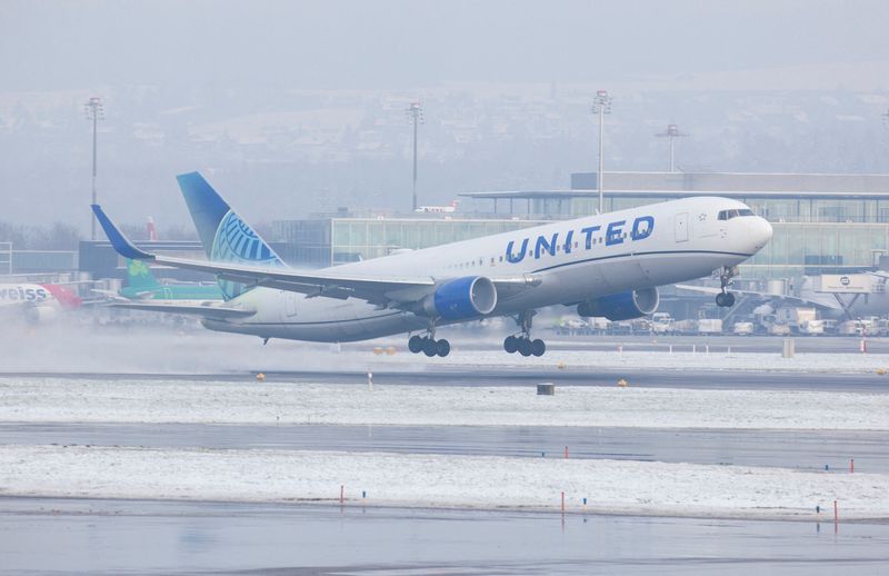 &copy; Reuters. Aeronave da United Airlines
14/12/2022
REUTERS/Arnd Wiegmann