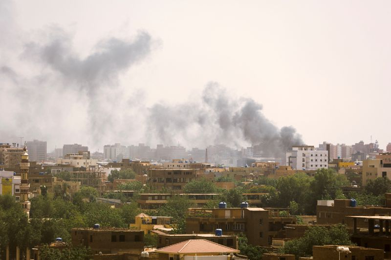 Soudan: Les combats se poursuivent à Khartoum, échec du cessez-le-feu