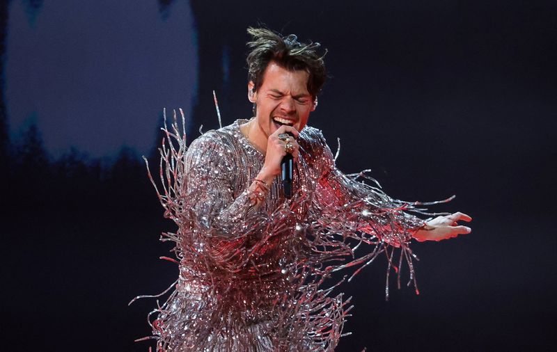 &copy; Reuters. Harry Styles se apresenta durante cerimônia do Grammy, em Los Angeles, EUA
05/02/2023
REUTERS/Mario Anzuoni