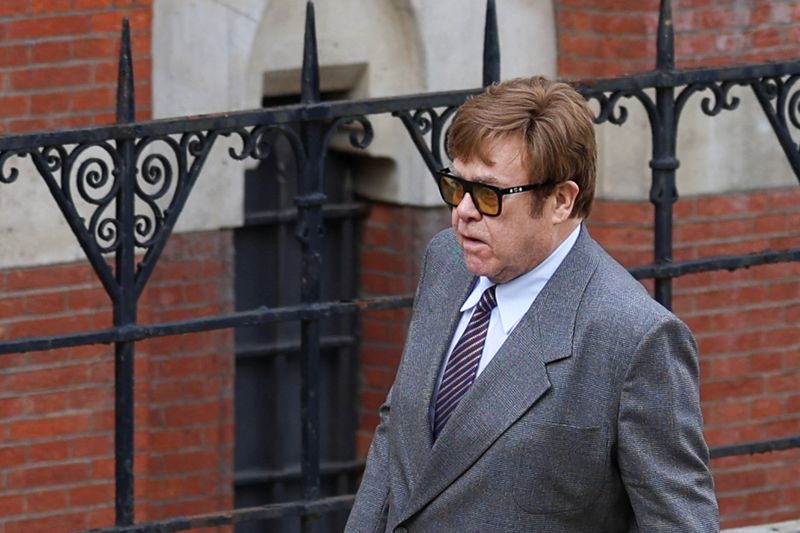 &copy; Reuters. Cantor e compositor Elton John em Londres
27/03/2023
REUTERS/Anna Gordon