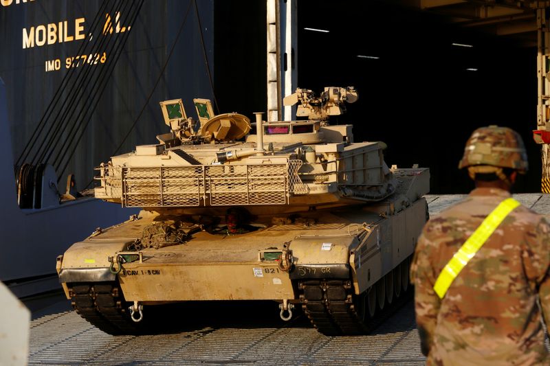 &copy; Reuters. FILE PHOTO: U.S. Army Abrams tank leaves ship during operation Atlantic Resolve rotation in Riga port, Latvia, October 16, 2019. REUTERS/Ints Kalnins