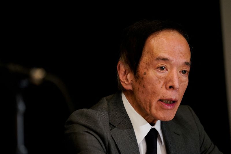 &copy; Reuters. FILE PHOTO: Bank of Japan Governor Kazuo Ueda participates in a news conference at the Fairmont Washington D.C. Georgetown hotel in Washington, U.S., April 13, 2023. REUTERS/Elizabeth Frantz/File Photo