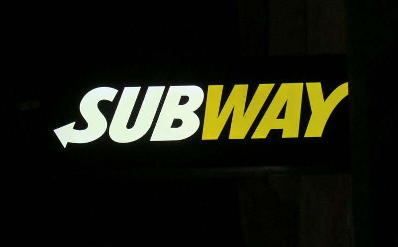 &copy; Reuters. FILE PHOTO: A Subway sandwich shop logo is pictured in Vienna, Austria, December 27, 2016. REUTERS/Leonhard Foeger