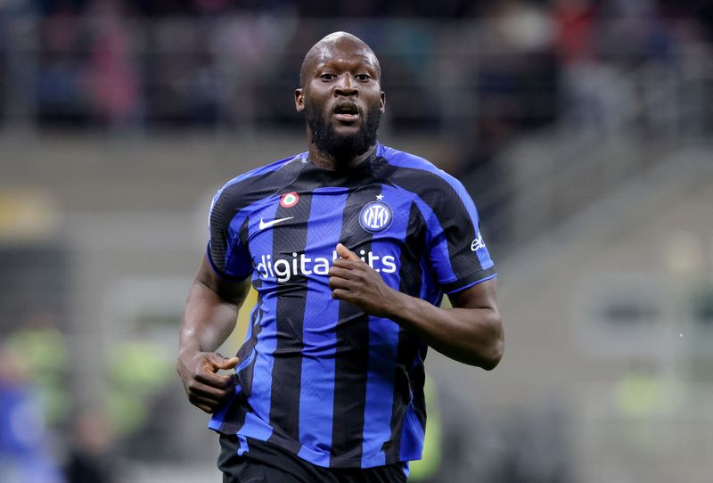 &copy; Reuters. Romelu Lukaku durante partida da Inter de Milão contra o Monza pelo Campeonato Italiano
15/04/2023 REUTERS/Claudia Greco