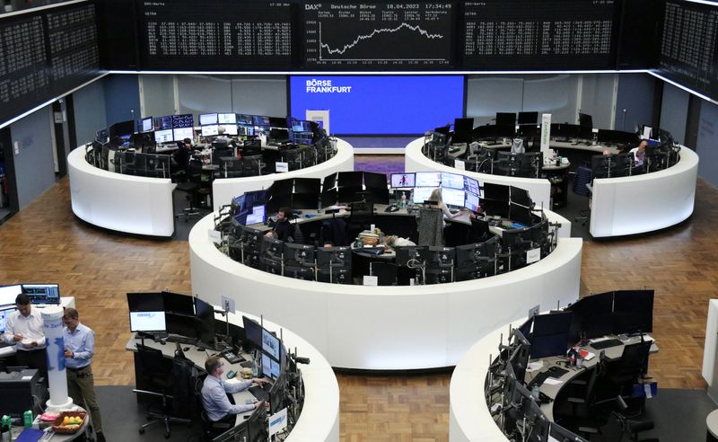 &copy; Reuters. FILE PHOTO: The German share price index DAX graph is pictured at the stock exchange in Frankfurt, Germany, April 18, 2023.    REUTERS/Staff