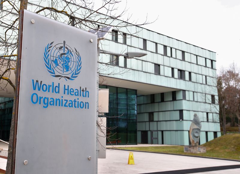 &copy; Reuters. FOTO DE ARCHIVO. El exterior de un edificio de la Organización Mundial de la Salud (OMS), en Ginebra, Suiza. 6 de febrero de 2020. REUTERS/Denis Balibouse