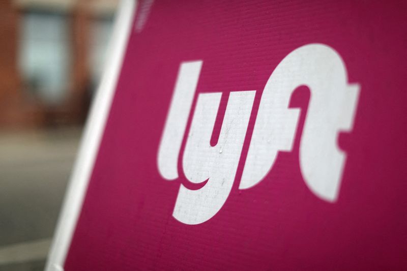 &copy; Reuters. FILE PHOTO: The Lyft Driver Hub is seen in Los Angeles, California, U.S., March 20, 2019. REUTERS/Lucy Nicholson/File Photo
