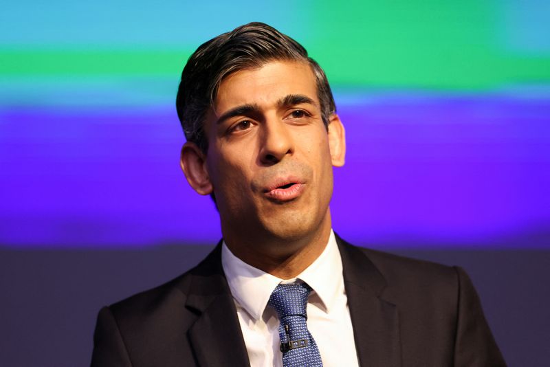 &copy; Reuters. Primeiro-ministro britânico, Rishi Sunak, durante conferência em Glasgow
28/04/2023 REUTERS/Russell Cheyne