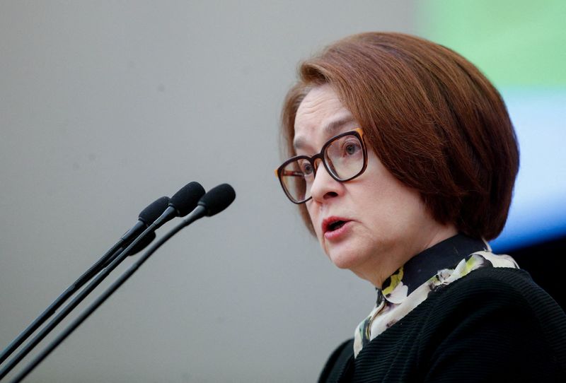 © Reuters. FILE PHOTO: Governor of Russian Central Bank Elvira Nabiullina delivers a speech during a plenary session of the State Duma, the lower house of parliament, in Moscow, Russia April 20, 2023. Russian State Duma/Handout via REUTERS/File Photo