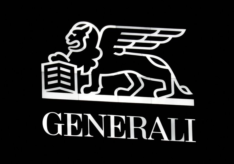 © Reuters. FILE PHOTO: The Generali logo is seen in Milan's CityLife district, Italy November 5, 2018.  REUTERS/Stefano Rellandini/File Photo/File Photo