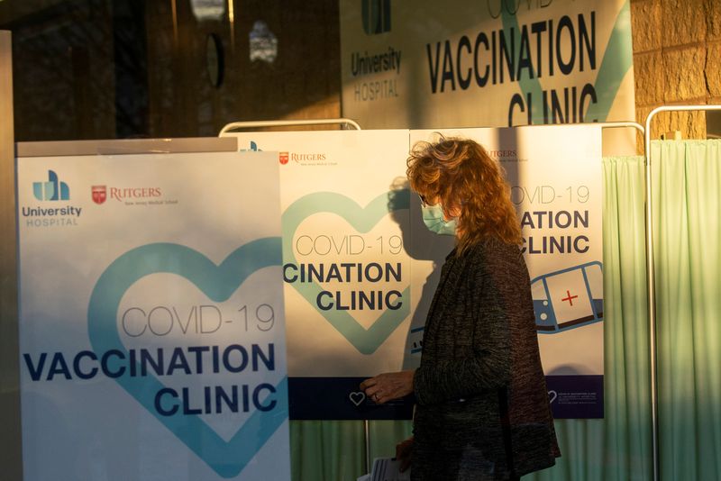 US to end COVID vaccination requirements on May 11 for foreign travelers, federal workers
