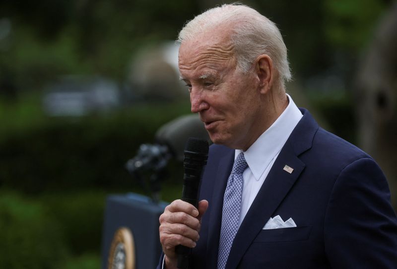 Biden will talk budget but won't negotiate debt ceiling in Congress meeting