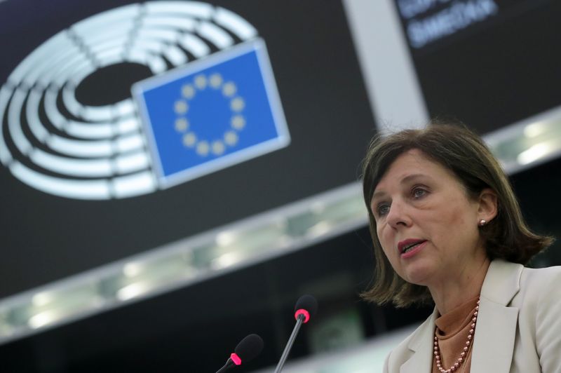 &copy; Reuters. La commissaire européenne aux valeurs et à la transparence Vera Jourova à Strasbourg. /Photo prise le 15 septembre 2021 à Strasbourg, en France/REUTERS/Yves Herman