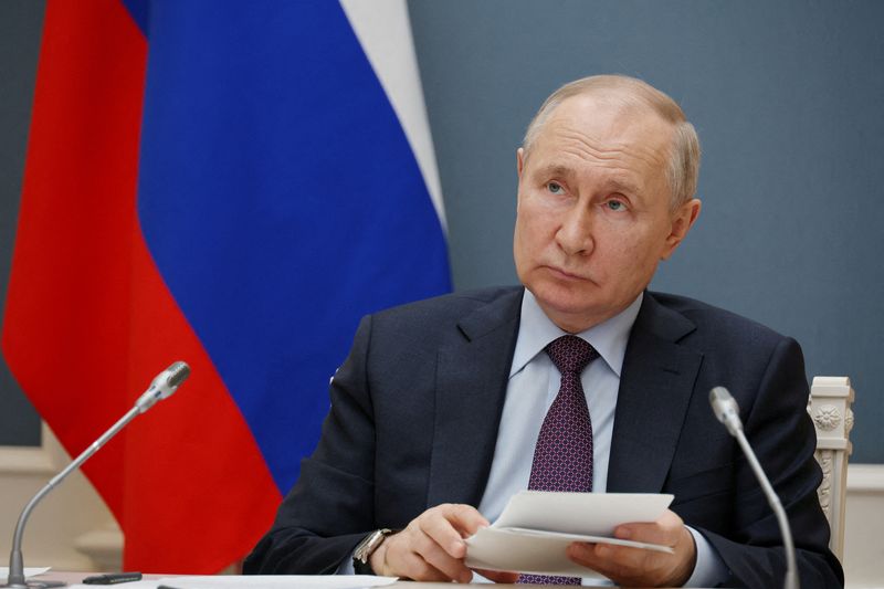 © Reuters. Le président russe Vladimir Poutine, à Moscou. /Photo prise le 27 avril 2023/REUTERS/Sputnik/Mikhail Klimentyev/Kremlin