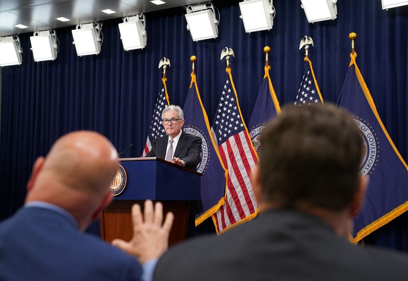 © Reuters. Federal Reserve Chairman Jerome Powell takes a question as he holds a news conference after the release of U.S. Fed policy decision on interest rates, in Washington, U.S,  May 3, 2023.  REUTERS/Kevin Lamarque