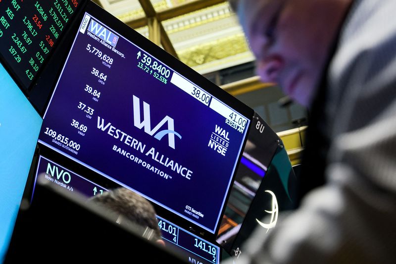 Western Alliance says no unusual deposit outflows after First Republic sale