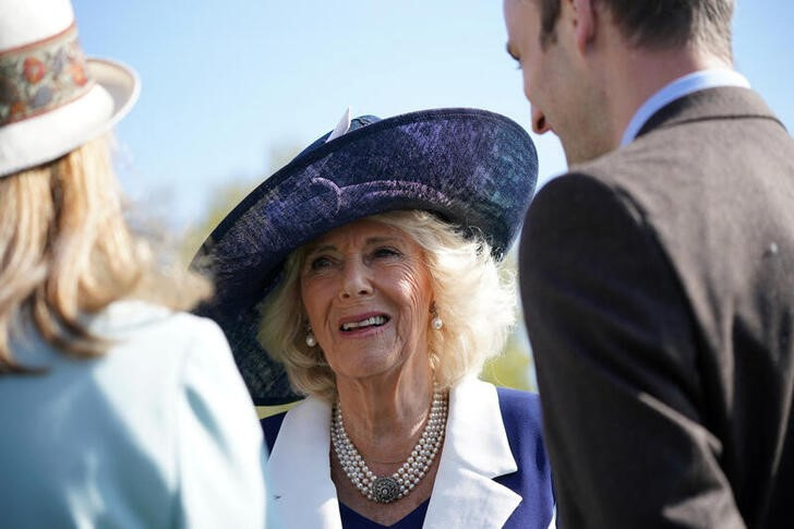 © Reuters. Britain's Camilla, Queen Consort attends a Garden Party in celebration of King Charles' coronation, at Buckingham Palace, London, Britain, May 3, 2023. Yui Mok/Pool via REUTERS