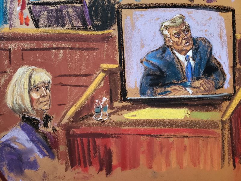 © Reuters. Former Elle magazine advice columnist E. Jean Carroll watches as a former U.S. president Donald Trump's video deposition is played in court during a civil trial where Carroll accuses the former U.S. president in a civil lawsuit of raping her in a department store dressing room in the mid-1990s, and of defamation, in New York, U.S., May 4, 2023 in this courtroom sketch. REUTERS/Jane Rosenberg
