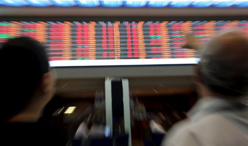 &copy; Reuters. Telão mostra flutuações do mercado acionário brasileiro
07/01/2016
REUTERS/Paulo Whitaker