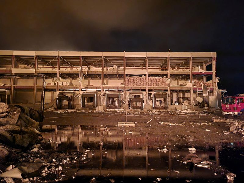 © Reuters. A views shows storage facilities heavily damaged by a Russian missile strike, amid Russia's attack on Ukraine, in Odesa region, Ukraine May 8, 2023. Press Service of the Operational Command South of the Ukrainian Armed Forces/Handout via REUTERS