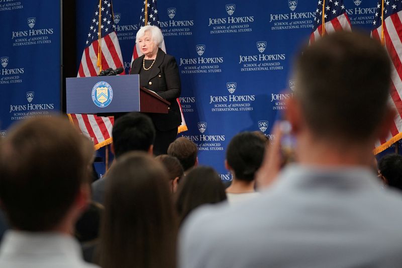 © Reuters. FILE PHOTO: U.S. Treasury Secretary Janet Yellen discusses 